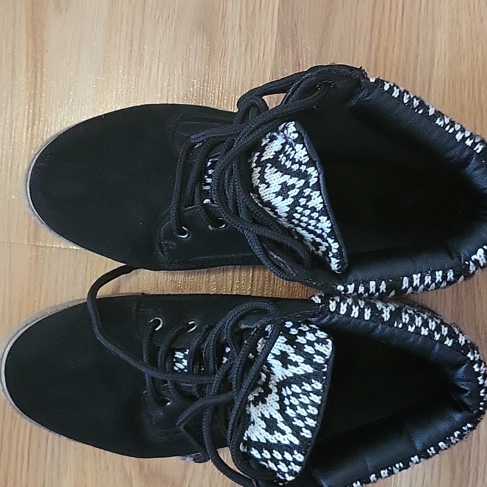 Ankle boots